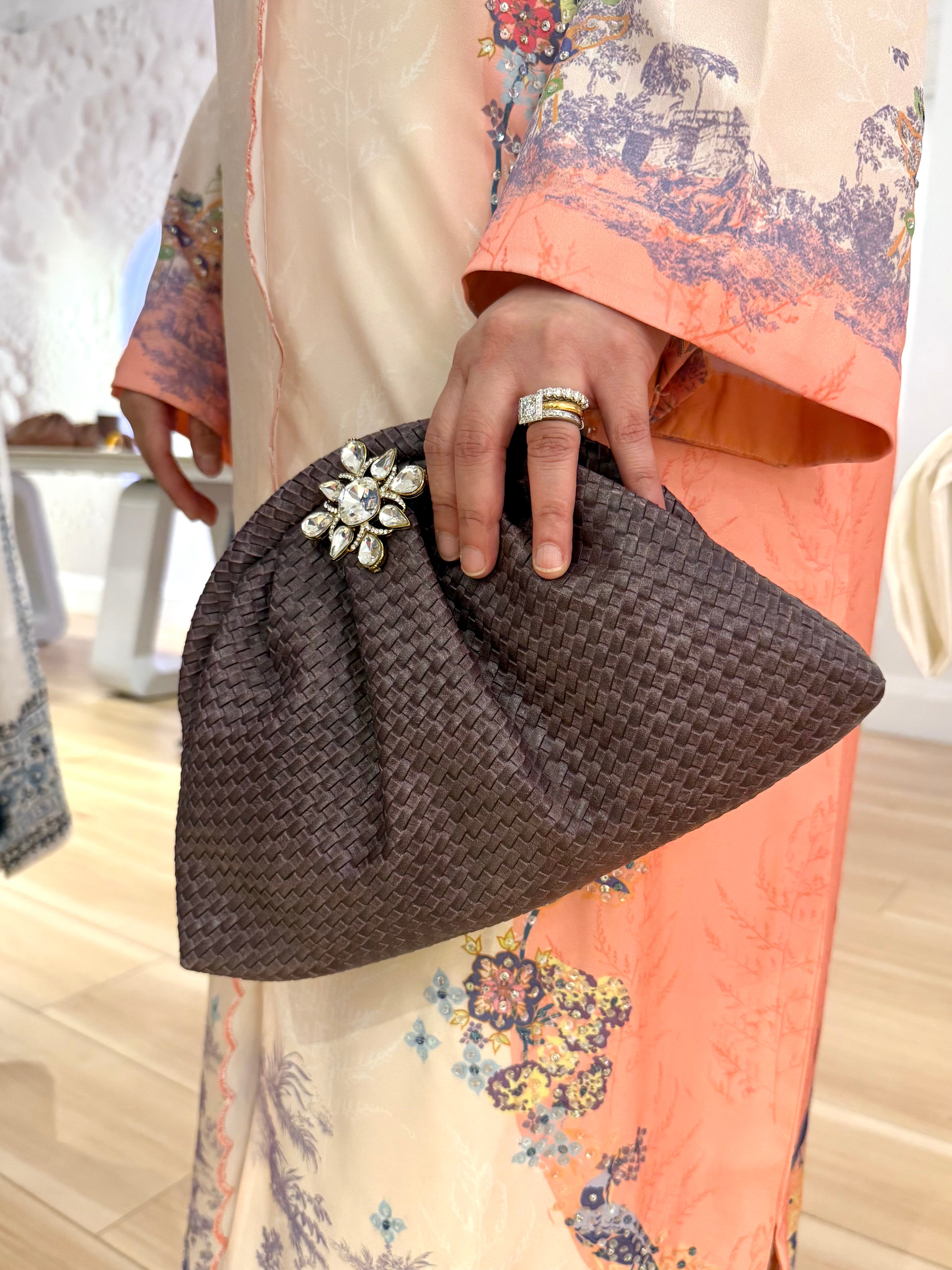 The Eclipse Weave Clutch