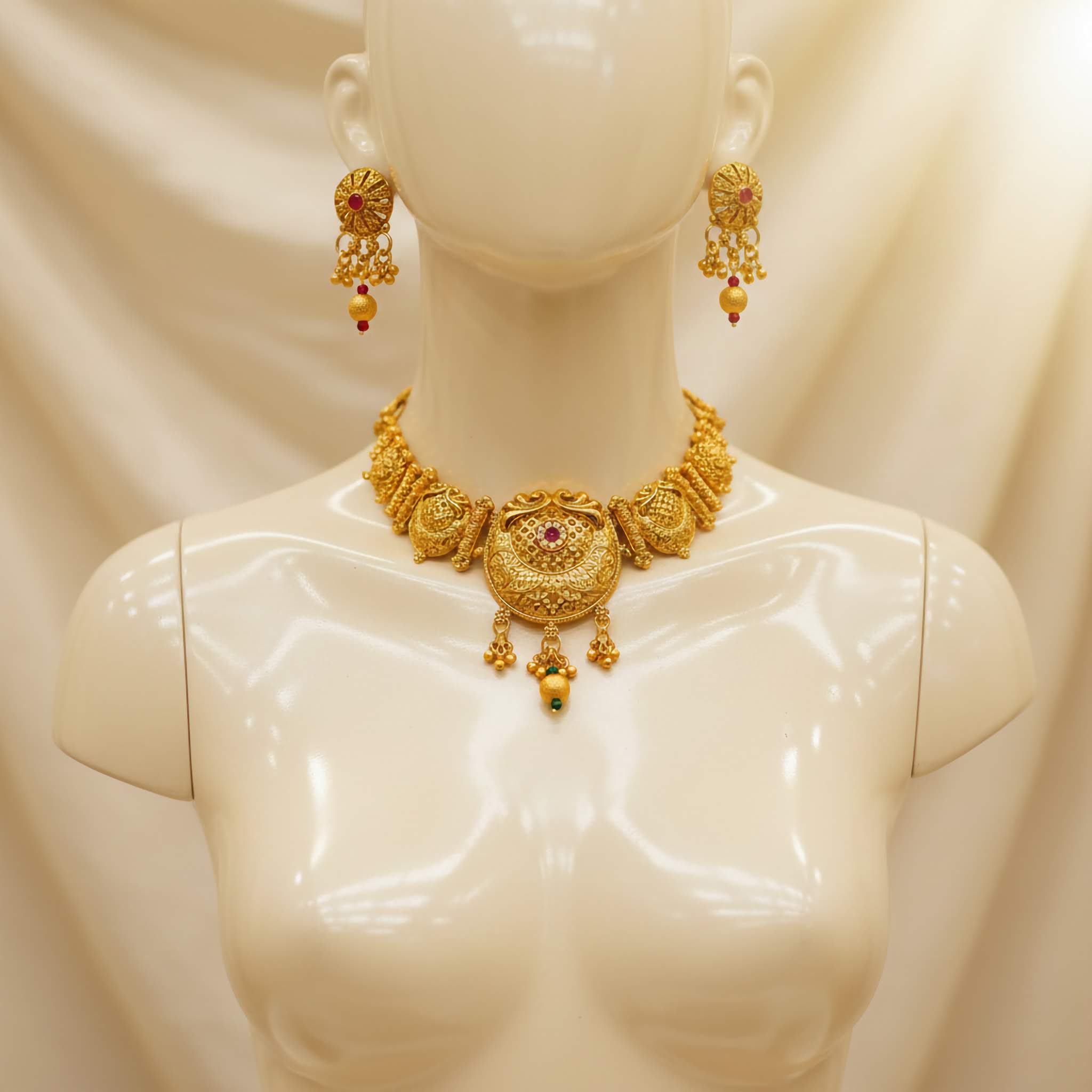 Gold Plated Indian Necklace & Earrings Set – Traditional Jewelry for Women