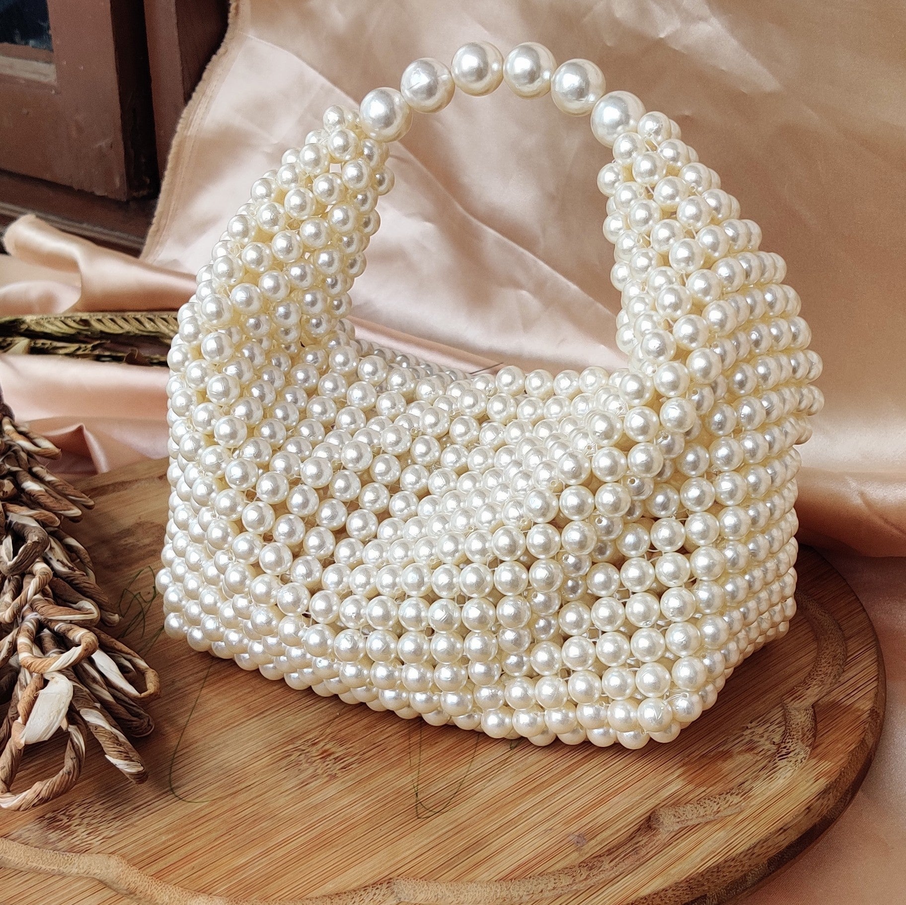 The JENNIFER Pearl Bag