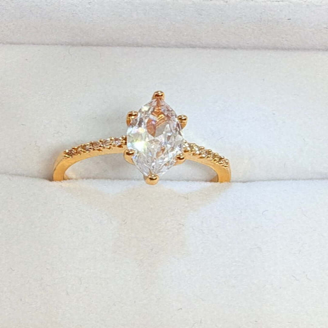 Golden Clear Stone Ring