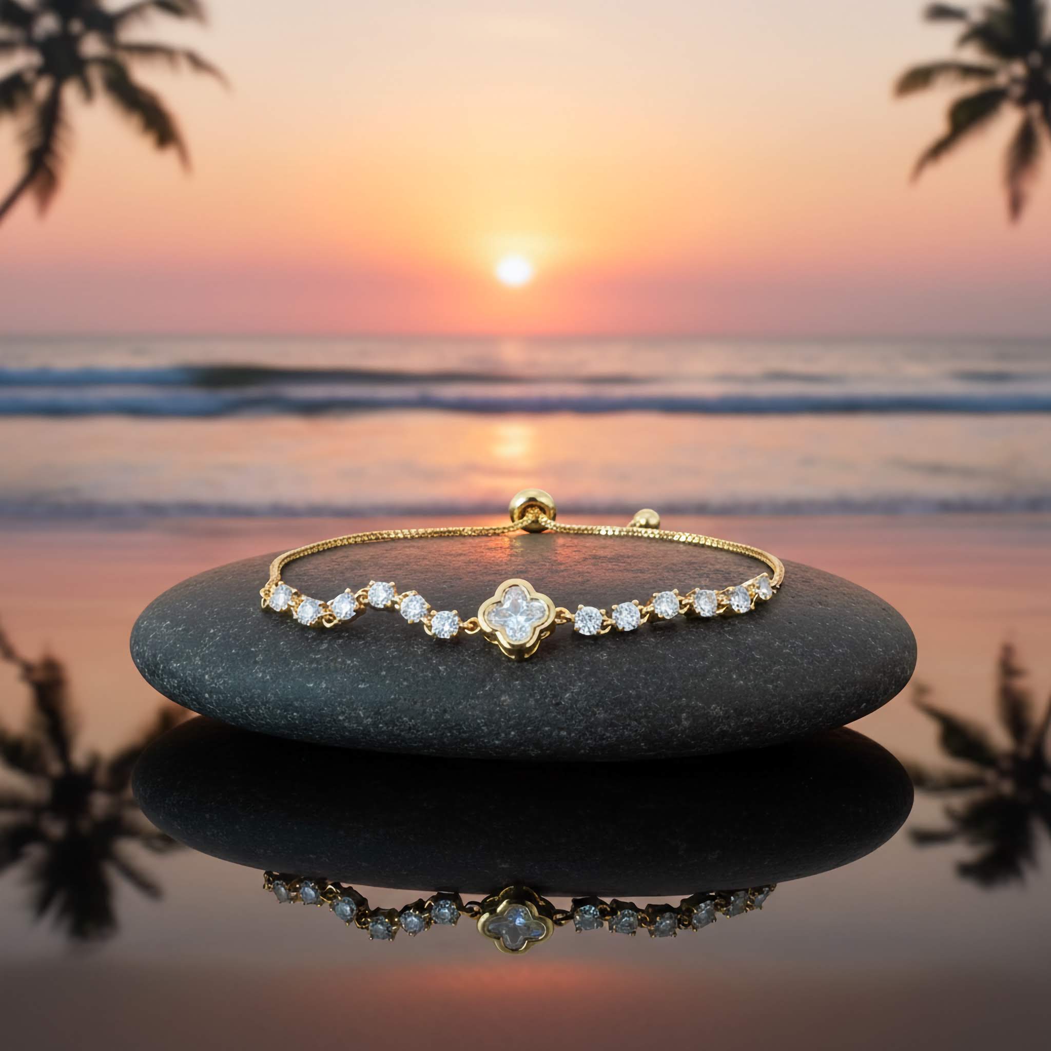 Twilight Clover Spark Bracelet | Elegant 18K Gold Plated Jewelry