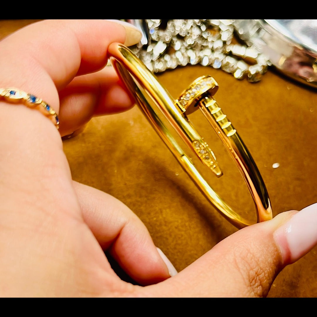 Golden 18k gold-plated bracelet nail bangle