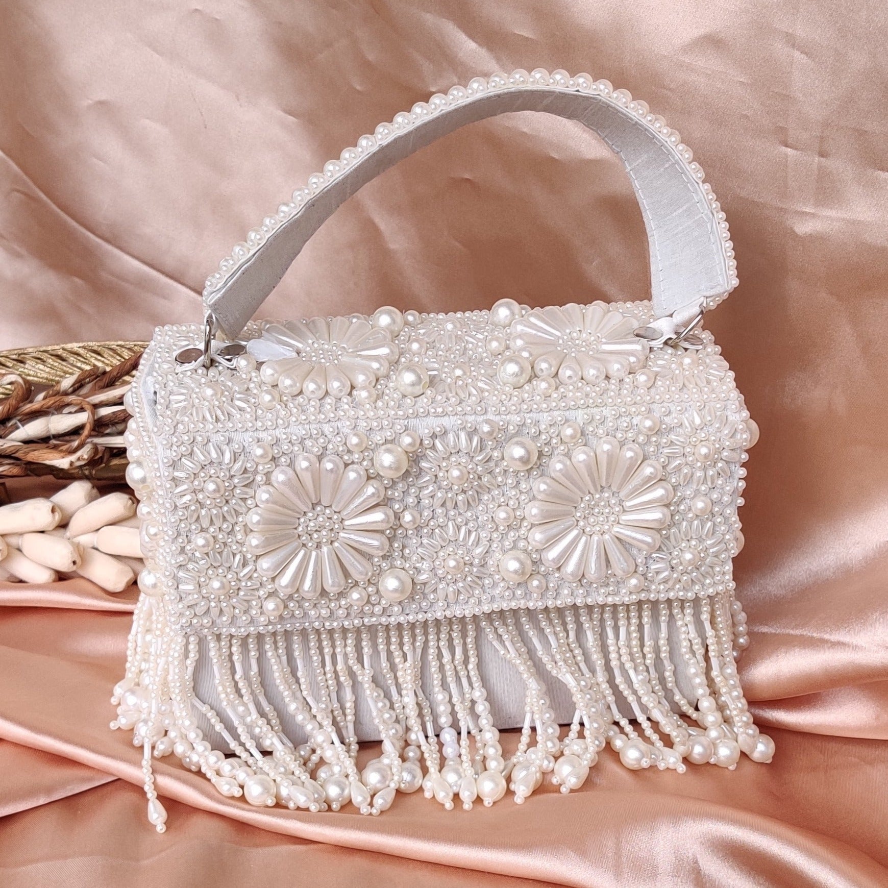 The EMMA Pearl Bag