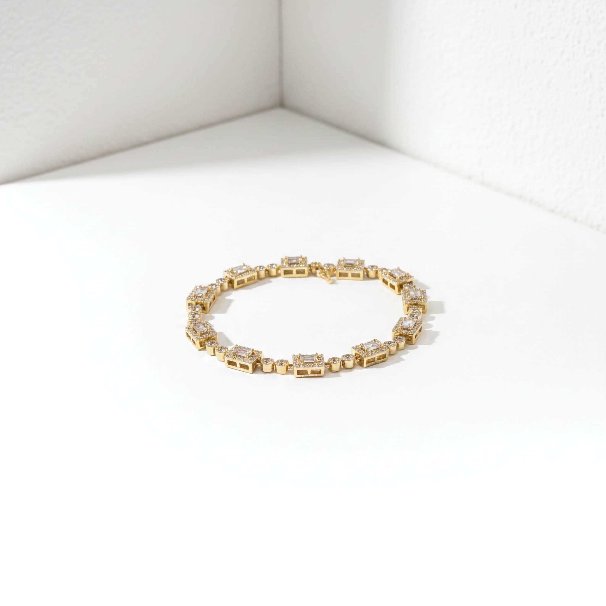 Lumina Halo Gold Bracelet