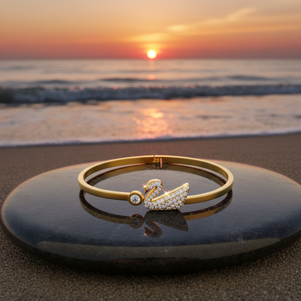 Swan Éclat Gold Bangle