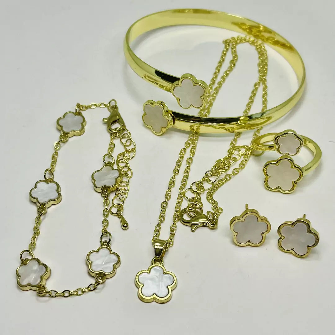 White clover set