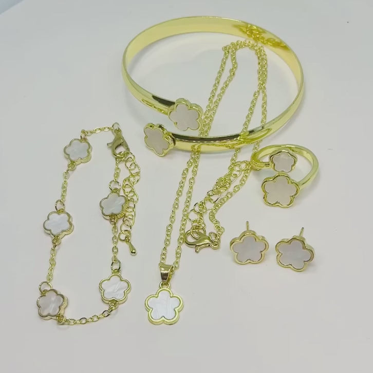 White clover set